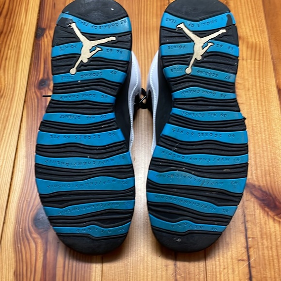 Jordan 10 UNC Retro Sz. 11.5 - Picture 4 of 6
